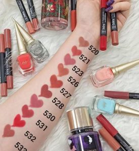 رژ لب مدادی کاپرا شماره 521 با بافت مخملی و جلوه مات