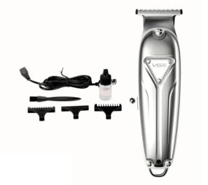 تصویر ماشین اصلاح وی جی آر مدل V-056 با بدنه تمام استیل و تیغه‌های استیل ضد زنگ، دارای کابل شارژ USB و شانه ها