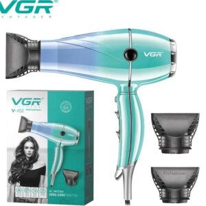 تصویر سشوار وی جی آر مدل VGR 452 سفید رنگ با موتور AC و توان ۲۴۰۰ وات، به همراه ۲ سری متمرکز کننده هوا