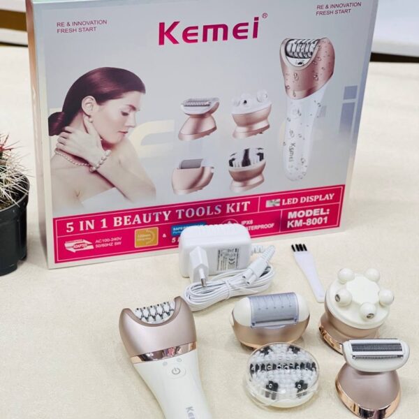 ست اصلاح 5 کاره کیمی مدل KM-8001 با بدنه‌ی سفید و رزگلد، و نمایشگر LED